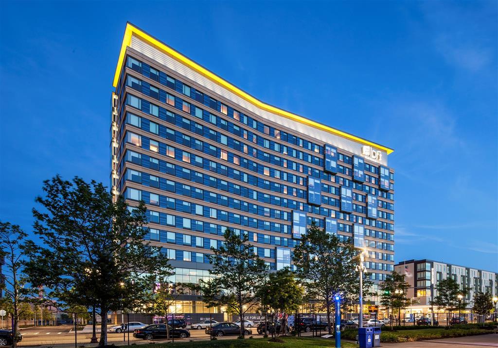 Aloft Boston Seaport District Hotel Exterior photo