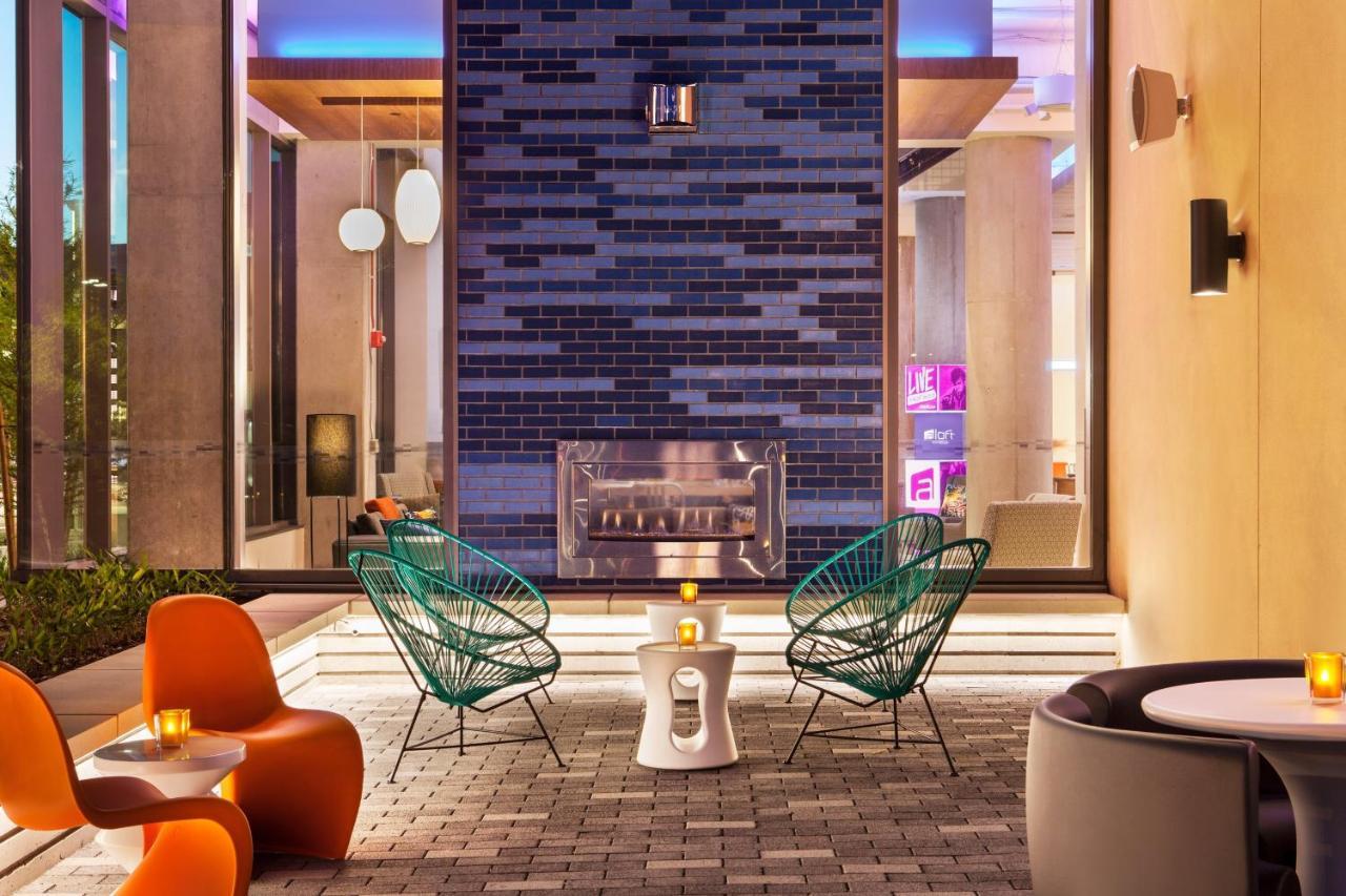 Aloft Boston Seaport District Hotel Exterior photo